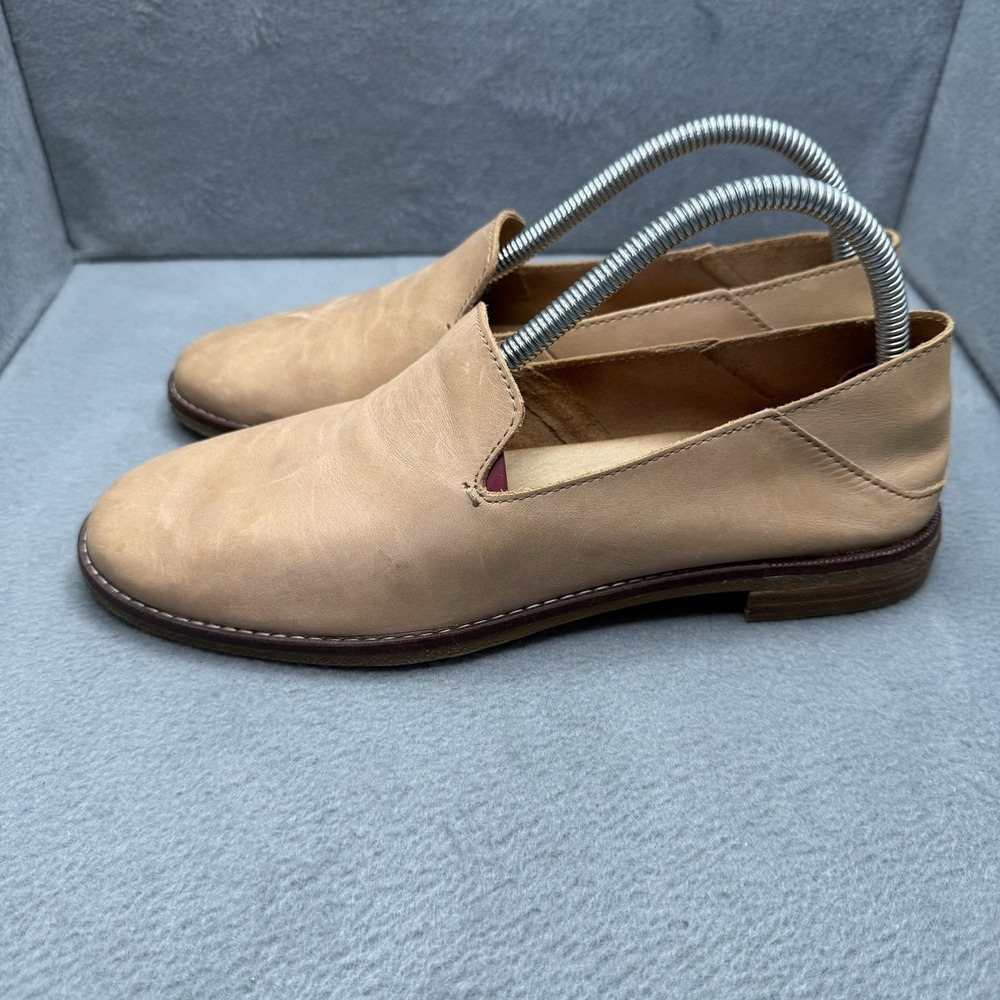 Sperry Seaport Levy Women's 6.5M Tan Leather Slip-On Loafers STS52456